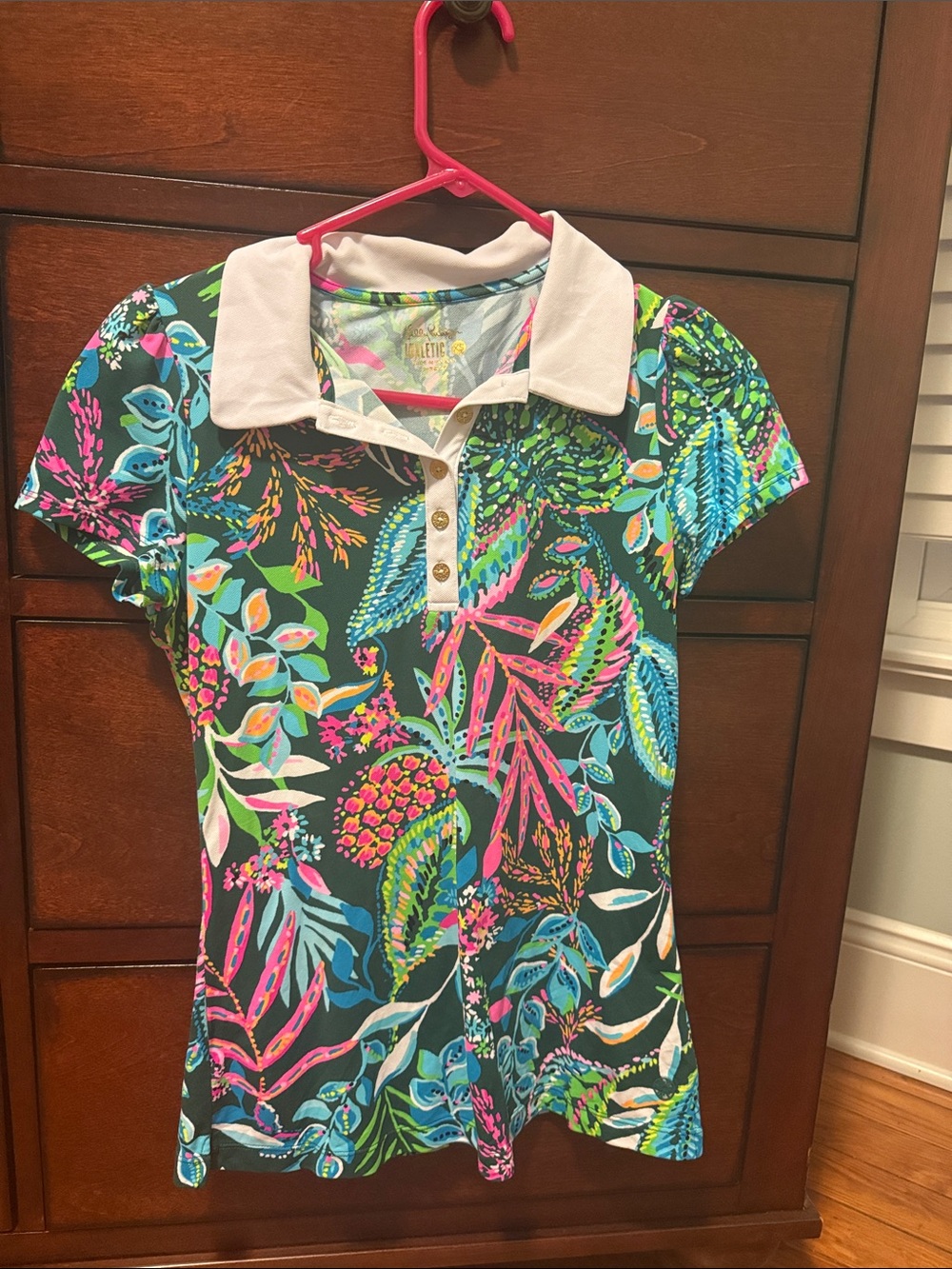 Lilly Pulitzer size XS women’s Multi-Color Tropical Polo with White Collar
